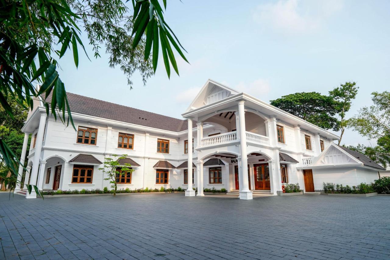 Hotel Heritage Plaza Kottayam Exteriör bild