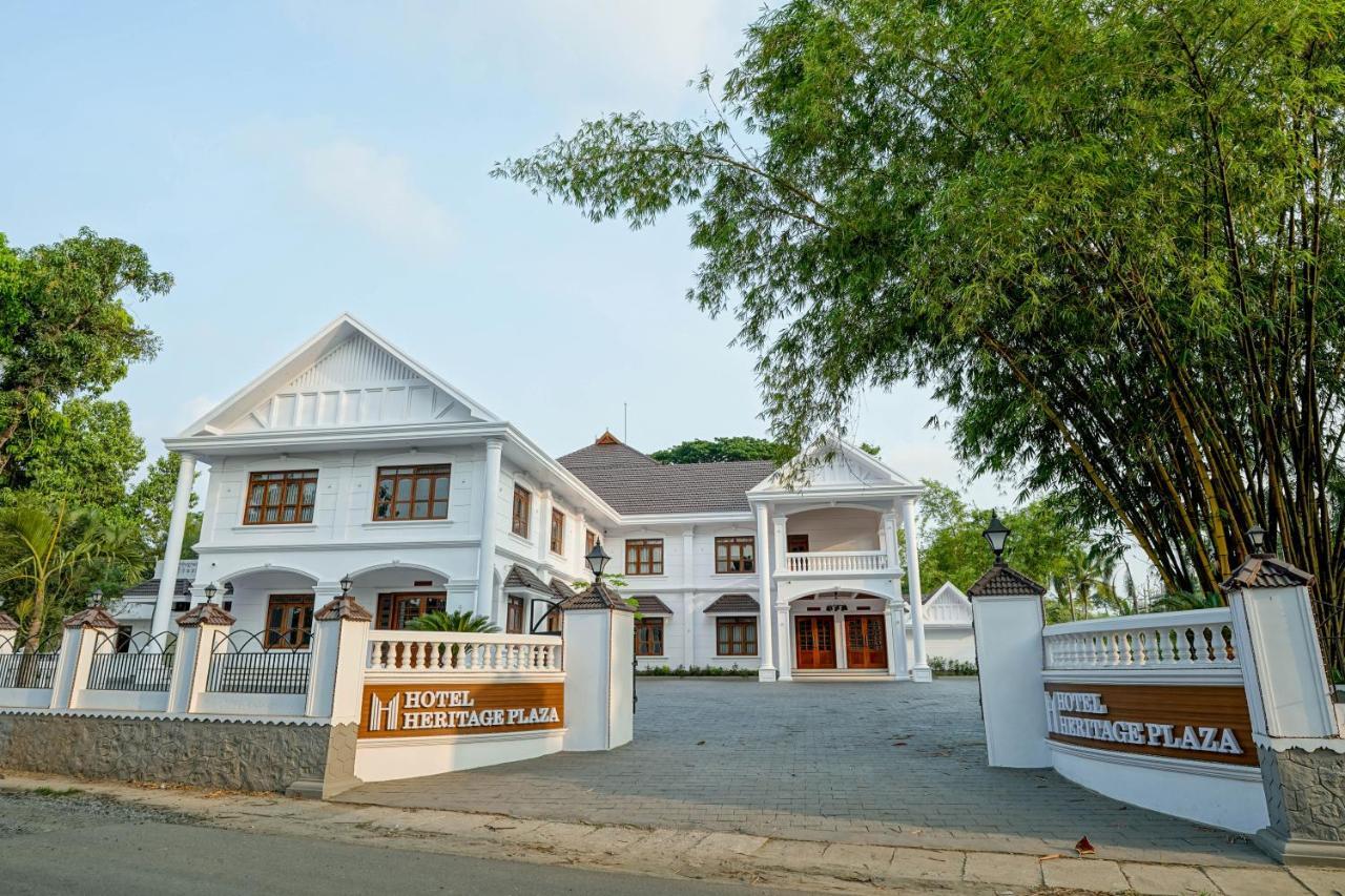 Hotel Heritage Plaza Kottayam Exteriör bild